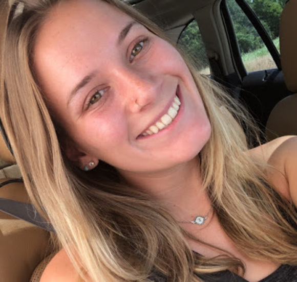 Meet your Posher, Kyndall - Picture 1 of 1